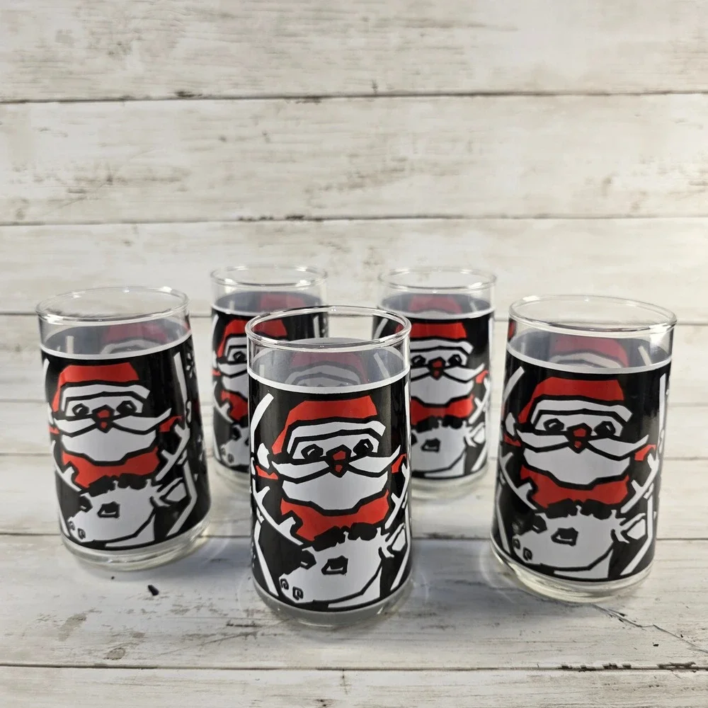 Vintage Santa Claus/Reindeer Juice Glasses Set of 5 Christmas Holiday Red‎ Black